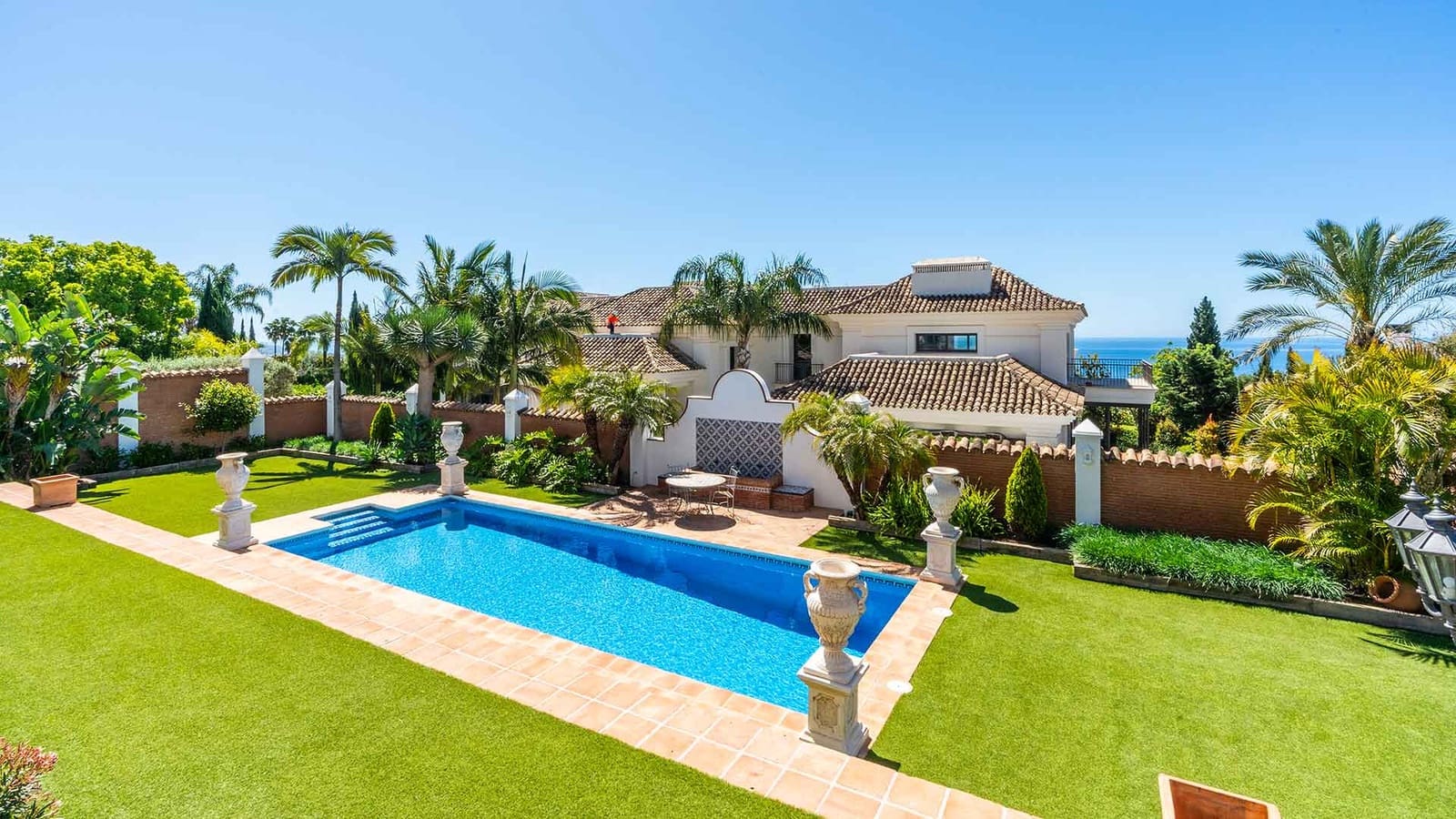 5 soverom Villa til salgs i Golden Mile med svømmebasseng - € 5 500 000 (Ref: 9929079)
