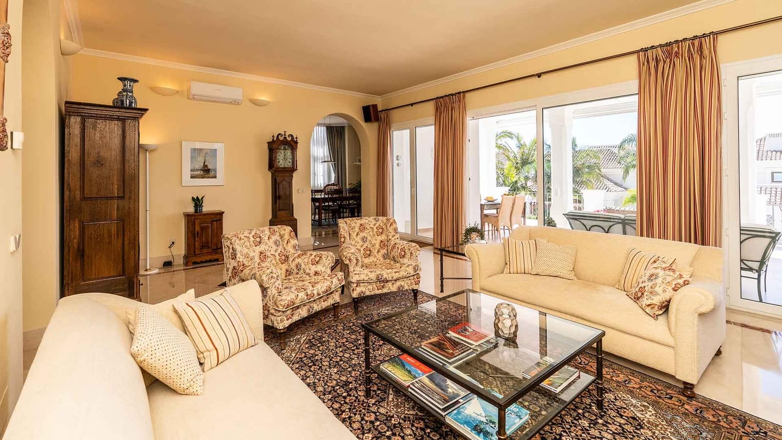 5 soverom Villa til salgs i Golden Mile med svømmebasseng - € 5 500 000 (Ref: 9929079)
