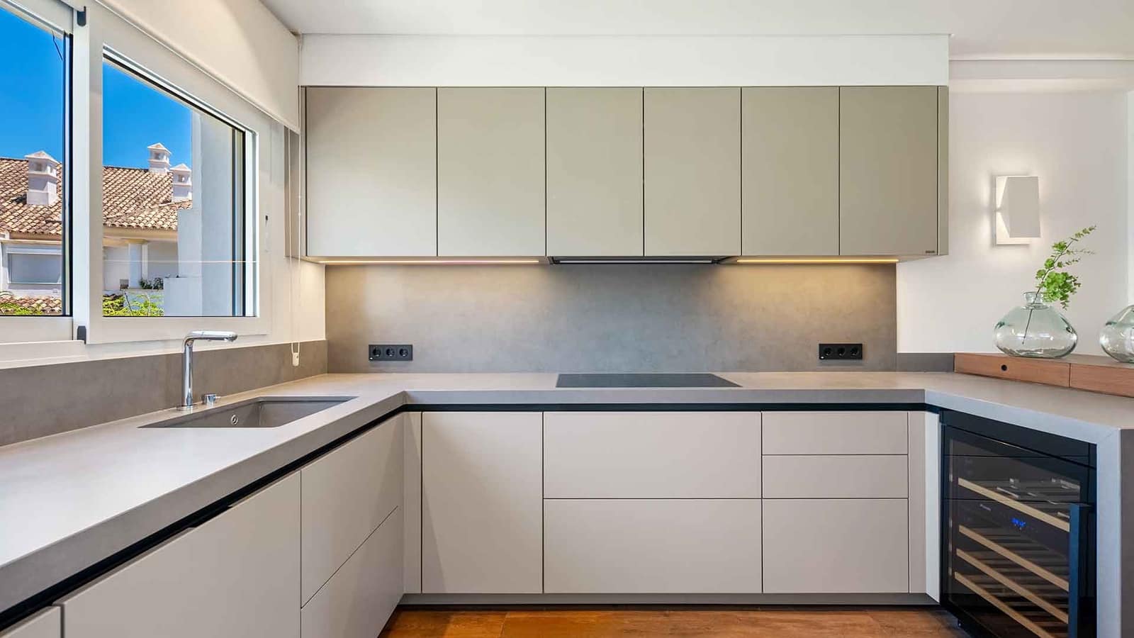 3 soverom Leilighet til salgs i Golden Mile med svømmebasseng - € 2 495 000 (Ref: 9936100)