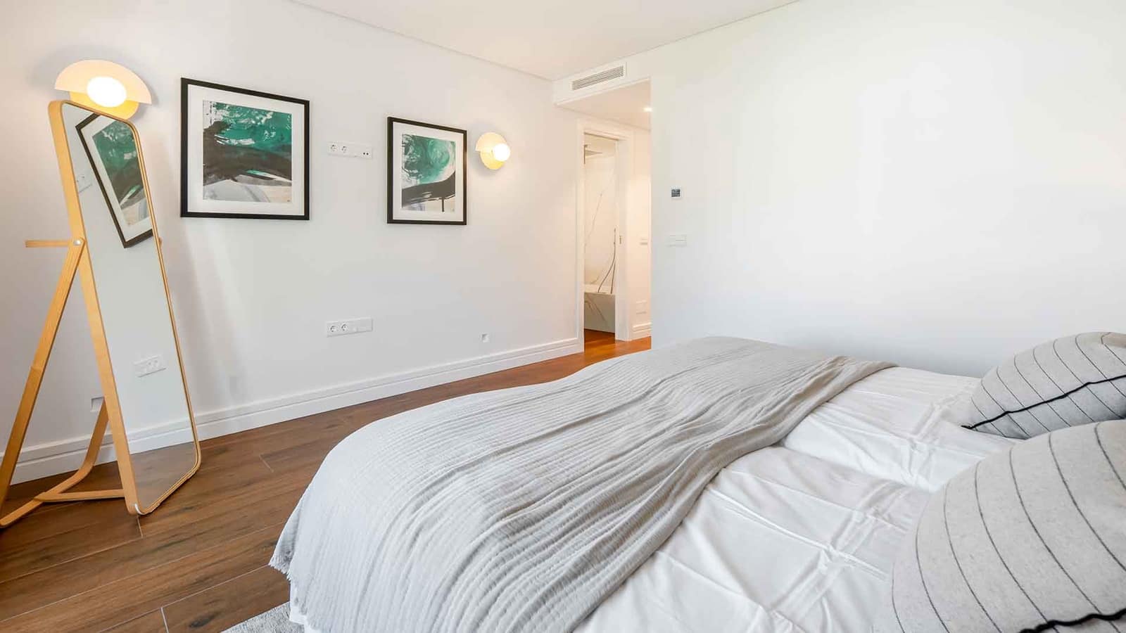 3 soverom Leilighet til salgs i Golden Mile med svømmebasseng - € 2 495 000 (Ref: 9936100)