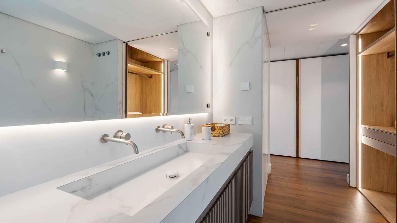 3 soverom Leilighet til salgs i Golden Mile med svømmebasseng - € 2 495 000 (Ref: 9936100)