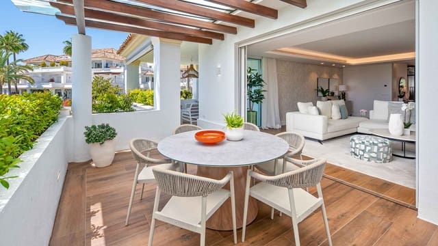 3 soverom Leilighet til salgs i Lomas De Marbella, Marbella med svømmebasseng - € 2 495 000 (Ref: 9936100)