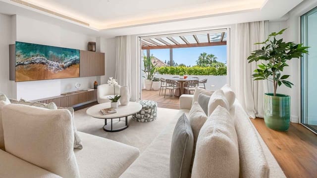 3 soverom Leilighet til salgs i Lomas De Marbella, Marbella med svømmebasseng - € 2 495 000 (Ref: 9936100)