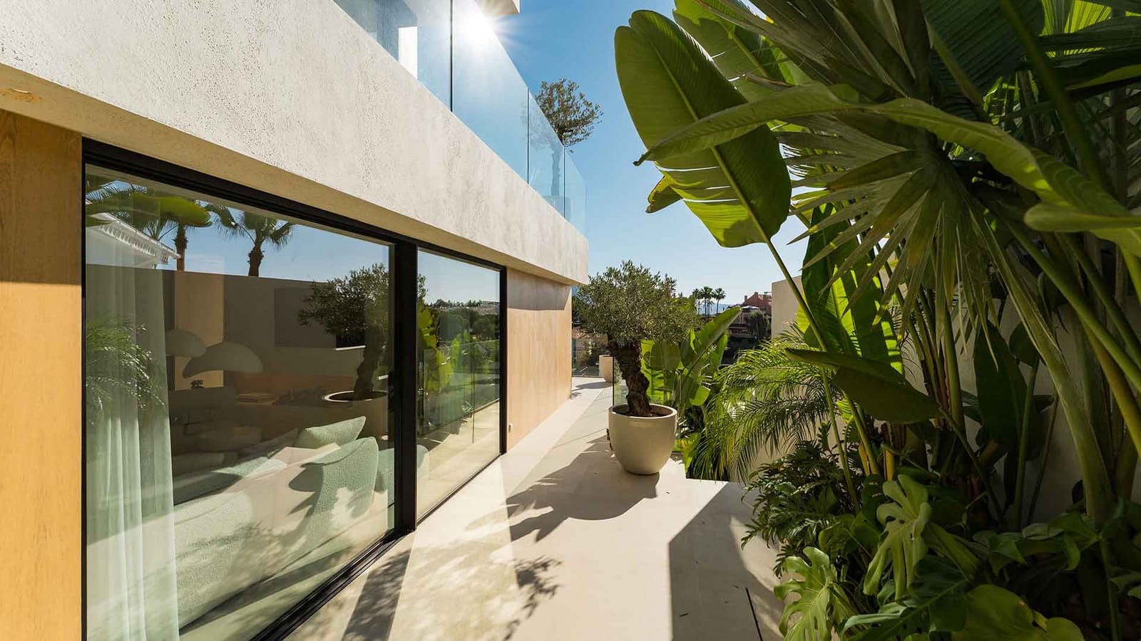 Chalet de 5 habitaciones en Nueva Andalucia en venta con piscina - 2.995.000 € (Ref: 9936101)