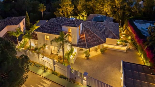 Villa til salg i Benahavís pueblo, Benahavís med swimmingpool - € 7.470.000 (Ref: 9936102)