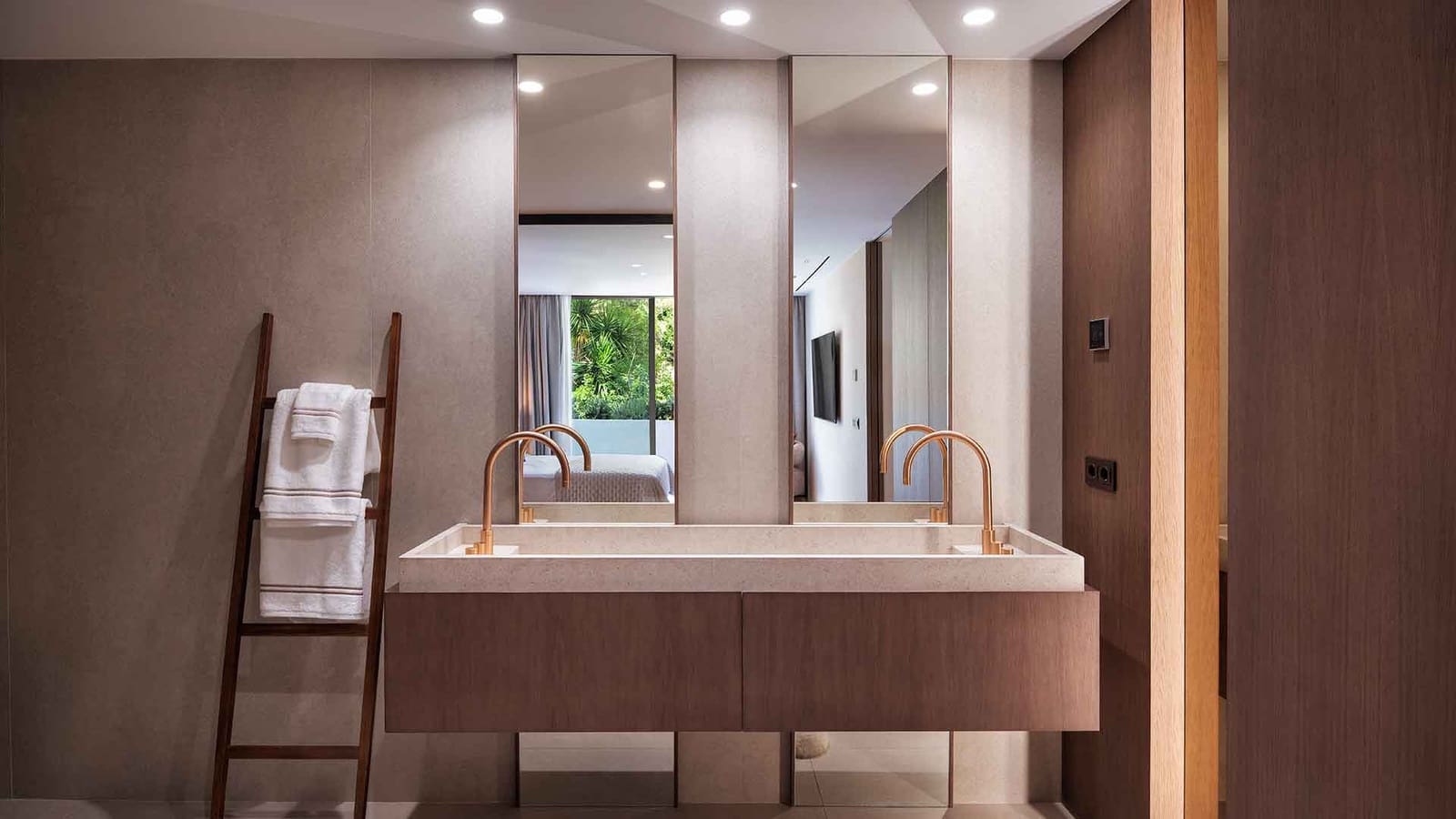 Ático de 3 habitaciones en Golden Mile en venta con piscina - 2.490.000 € (Ref: 9936103)