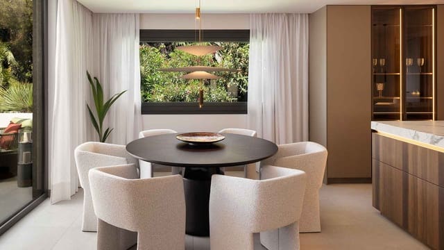 Ático de 3 habitaciones en Lomas De Marbella, Marbella en venta con piscina - 2.490.000 € (Ref: 9936103)