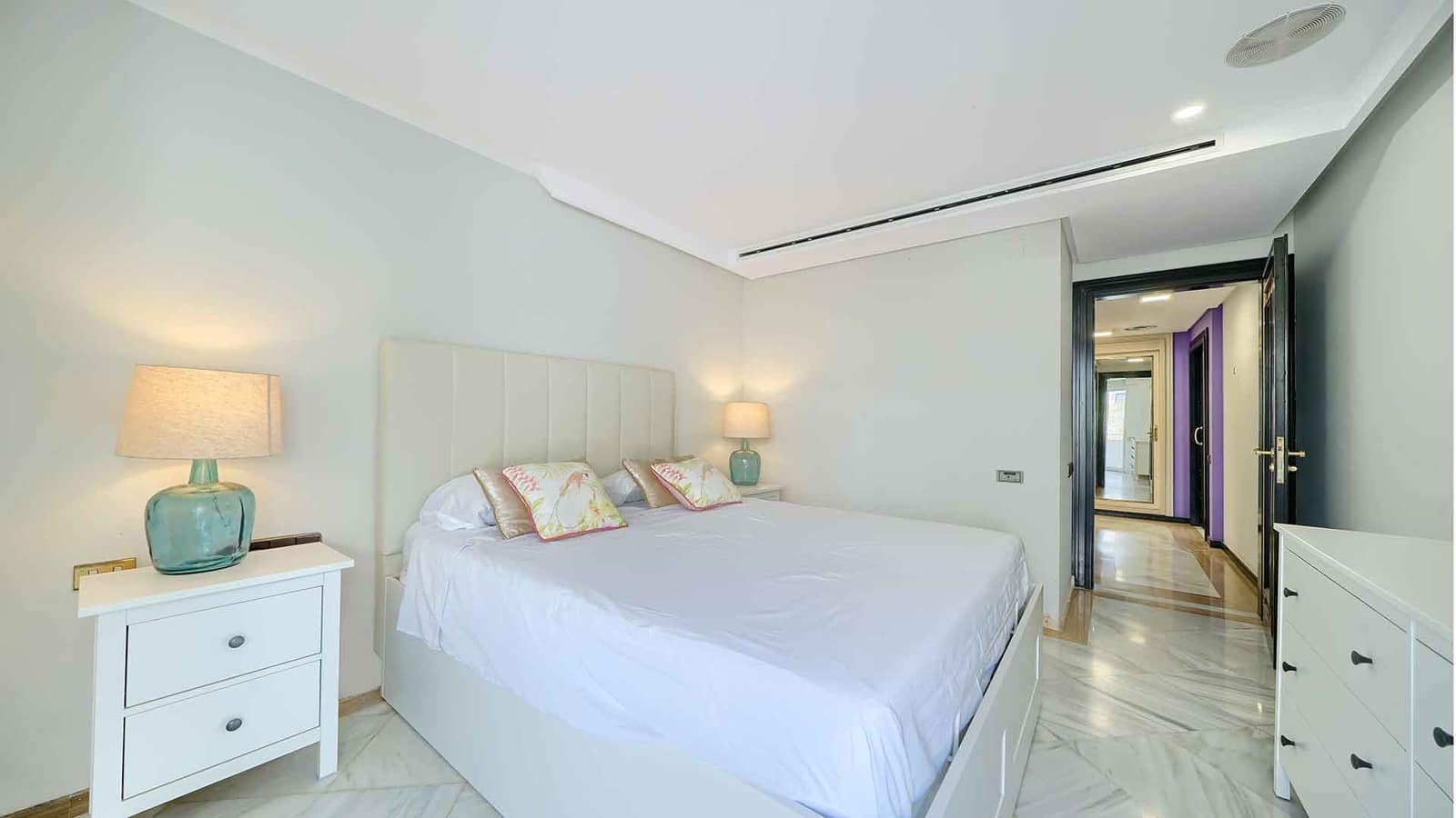 1 soveværelse Lejlighed til salg i Marbella med swimmingpool - € 850.000 (Ref: 9936105)