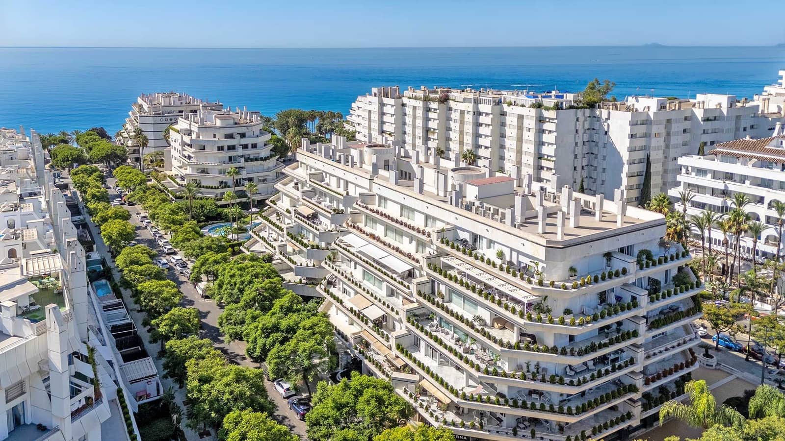 1 chambre Appartement à vendre à Marbella avec piscine - 850 000 € (Ref: 9936105)