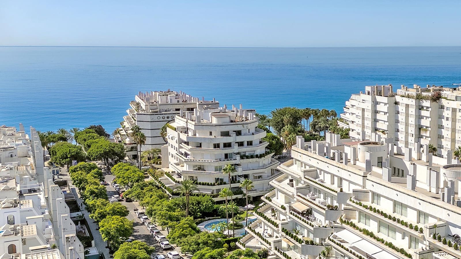 1 chambre Appartement à vendre à Marbella avec piscine - 850 000 € (Ref: 9936105)