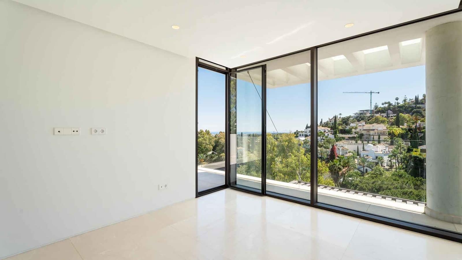 5 quarto Moradia para venda em La Quinta com piscina - 4 950 000 € (Ref: 9936106)