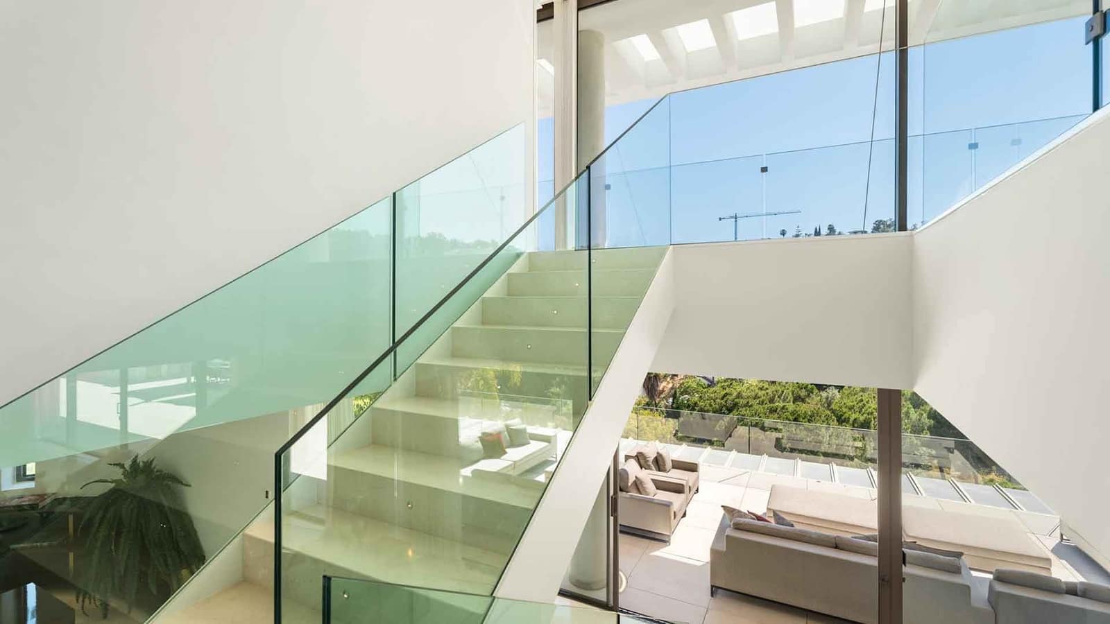 5 quarto Moradia para venda em La Quinta com piscina - 4 950 000 € (Ref: 9936106)