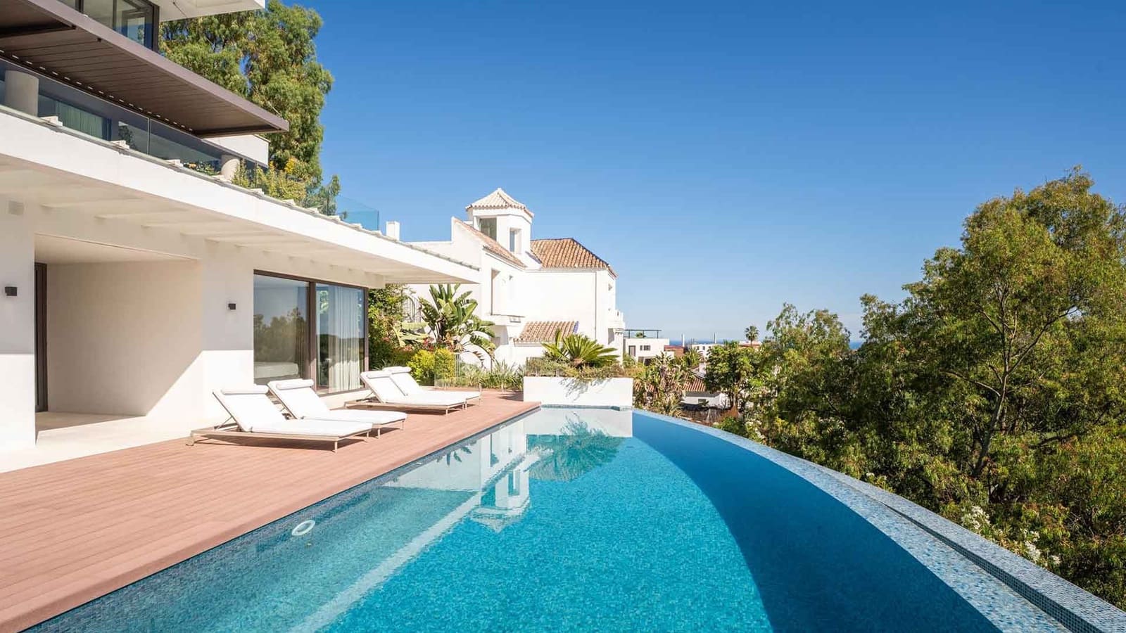 5 quarto Moradia para venda em La Quinta com piscina - 4 950 000 € (Ref: 9936106)