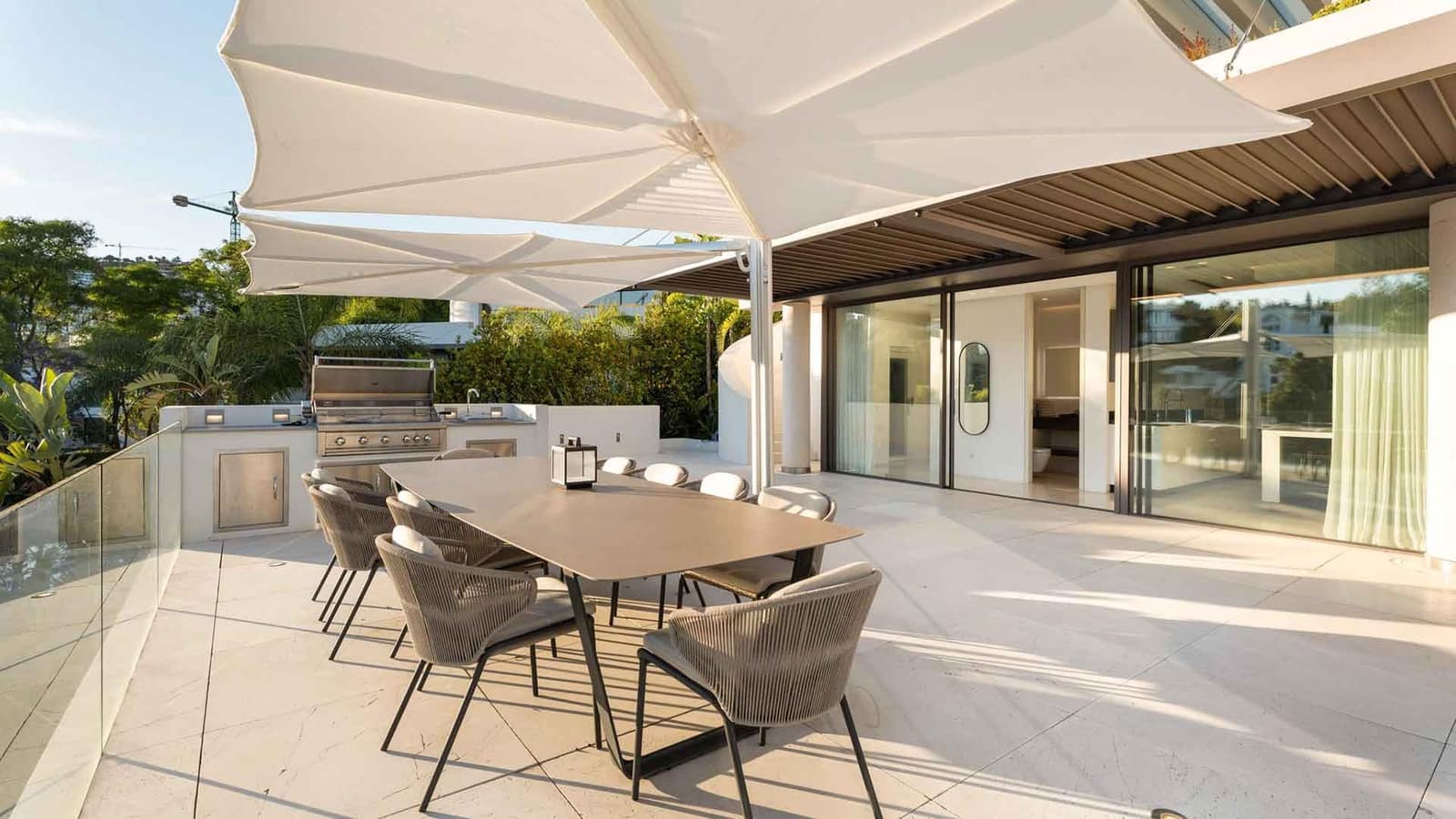 5 quarto Moradia para venda em La Quinta com piscina - 4 950 000 € (Ref: 9936106)