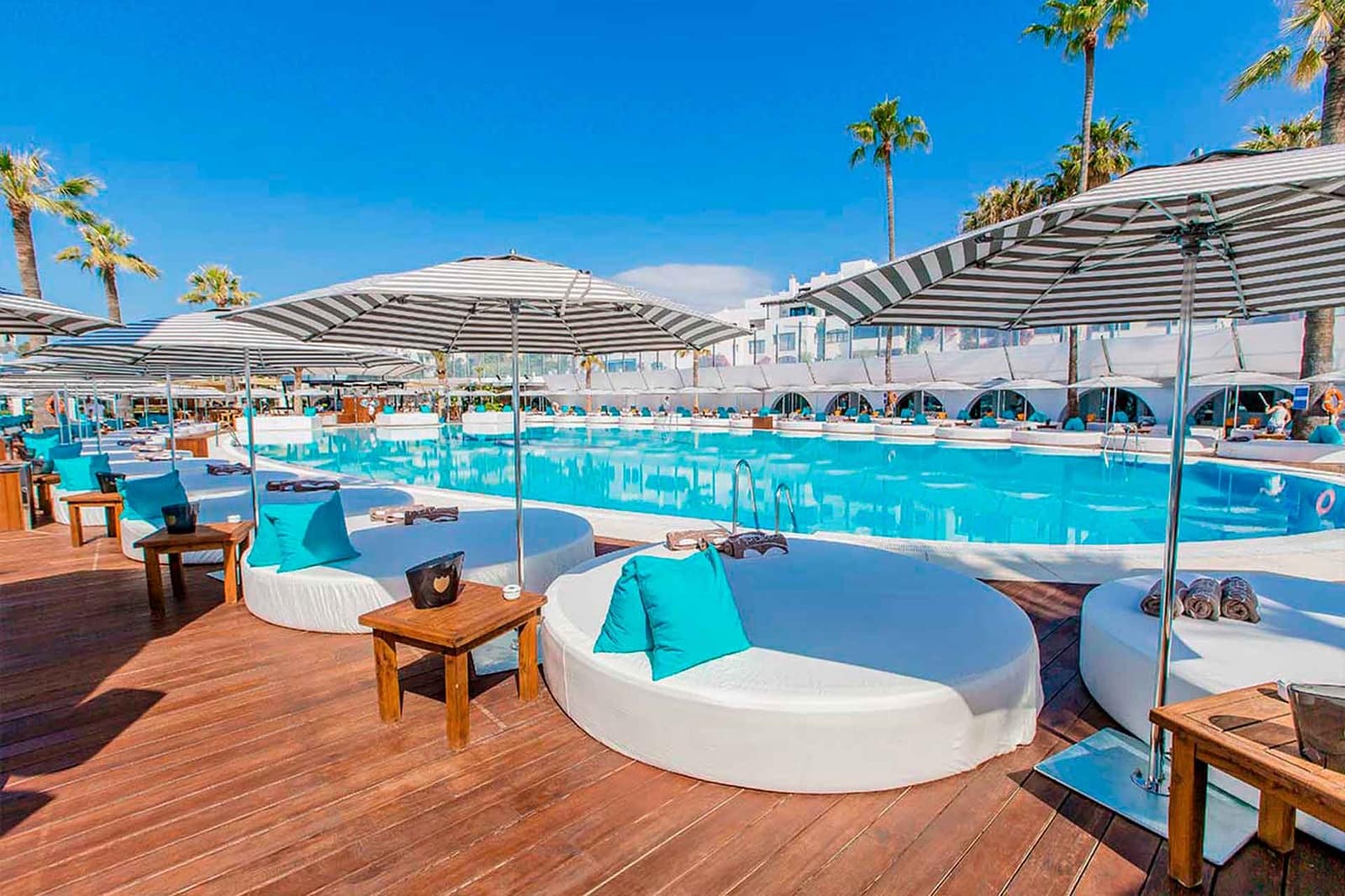 5 quarto Moradia para venda em La Quinta com piscina - 4 950 000 € (Ref: 9936106)