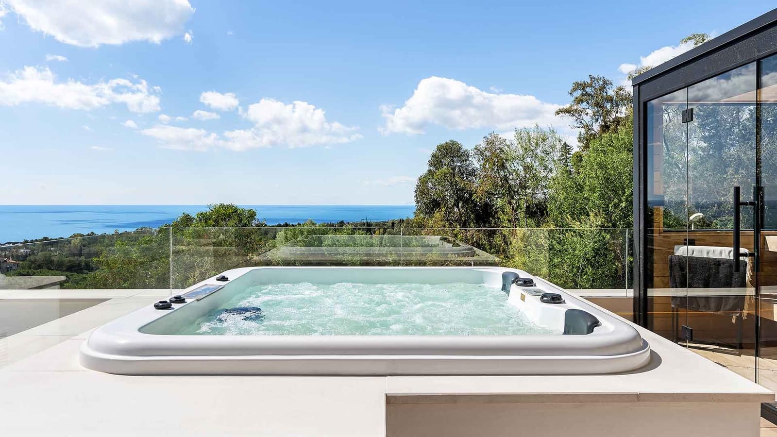 4 bedroom Villa for sale in Golden Mile with pool - € 3,500,000 (Ref: 9936107)