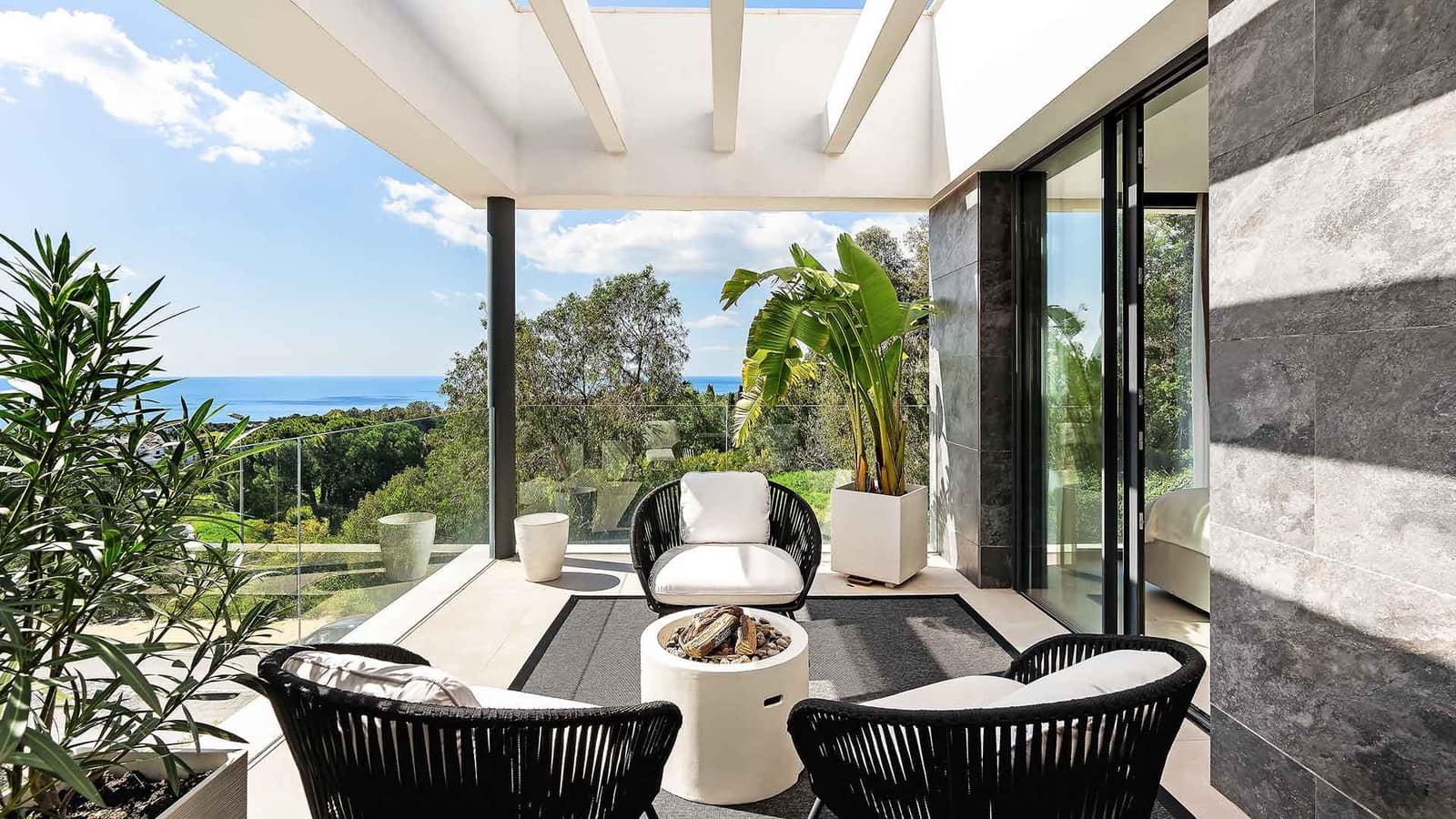 4 bedroom Villa for sale in Golden Mile with pool - € 3,500,000 (Ref: 9936107)