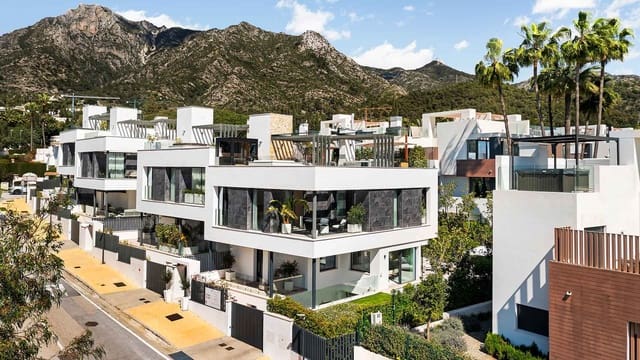 4 Zimmer Villa zu verkaufen in Sierra Blanca, Marbella mit Pool - 3.500.000 € (Ref: 9936107)