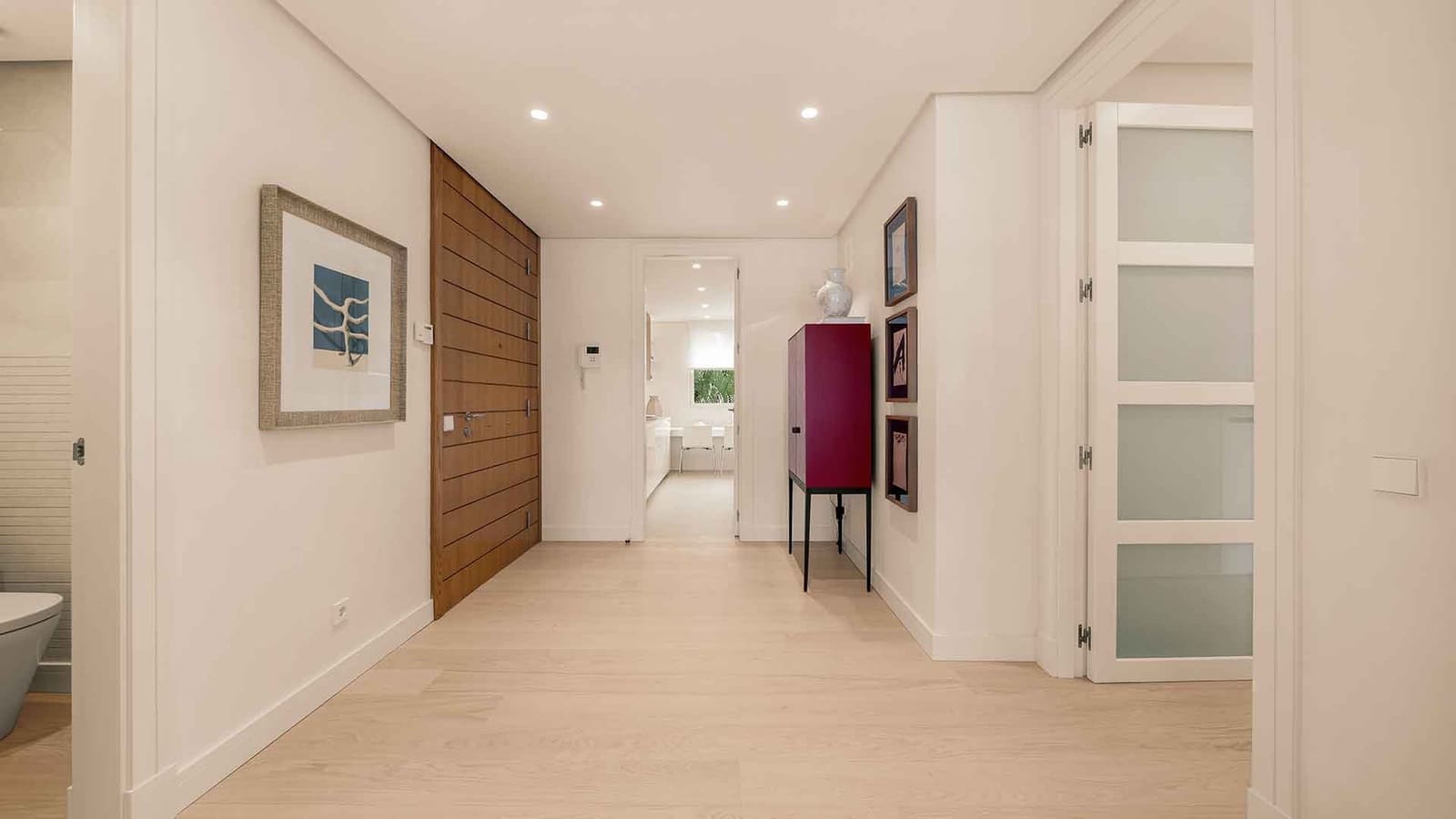 3 bedroom Apartment for sale in Golden Mile with pool - € 2,150,000 (Ref: 9942049)