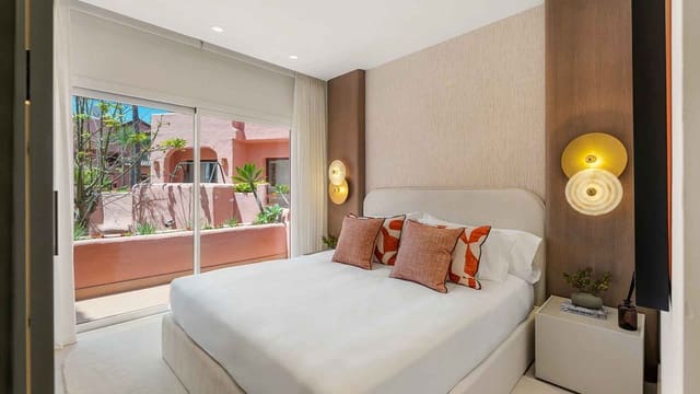 3 chambre Appartement à vendre à Centro, Estepona avec piscine - 2 395 000 € (Ref: 9953970)