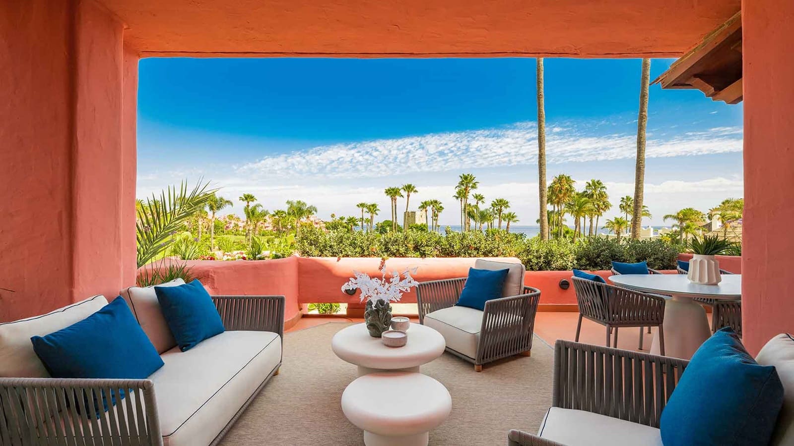 3 chambre Appartement à vendre à Estepona avec piscine - 2 395 000 € (Ref: 9953970)