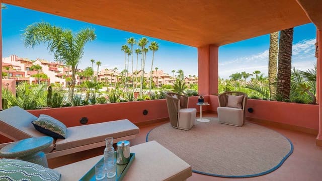 3 chambre Appartement à vendre à Centro, Estepona avec piscine - 2 395 000 € (Ref: 9953970)
