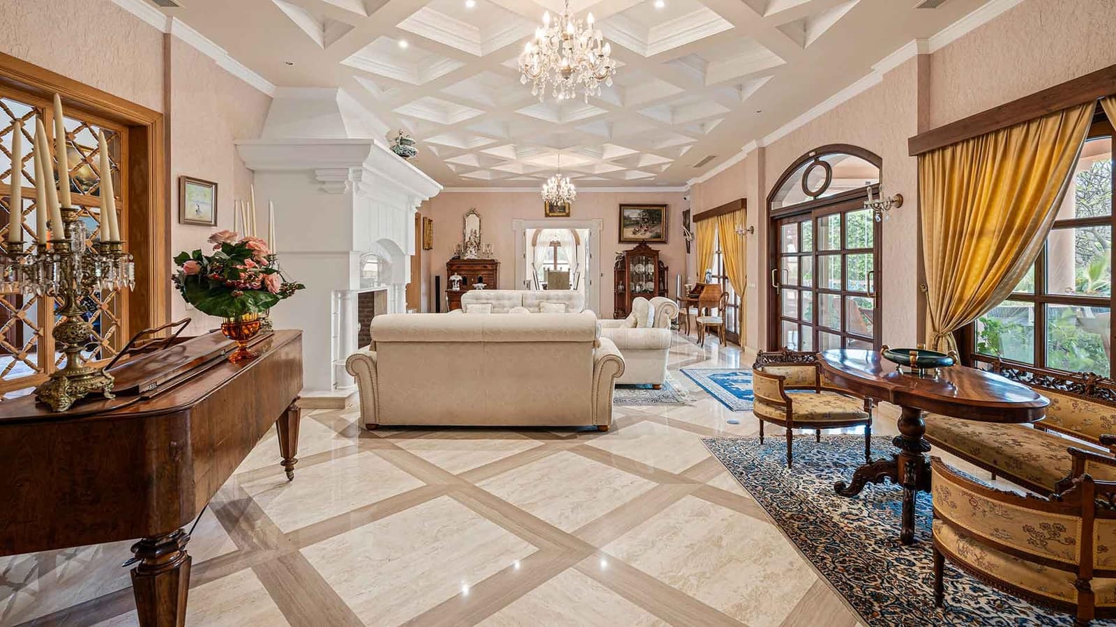 6 camera da letto Villa in vendita in Nueva Andalucia con piscina - 6.900.000 € (Rif: 9953971)