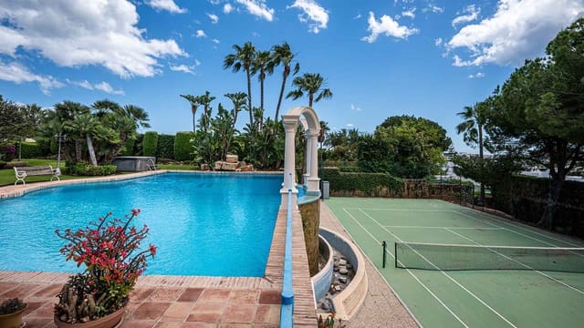 6 sypialnia Willa na sprzedaż w Nueva Andalucía Centro, Marbella z basenem - 6 900 000 € (Ref: 9953971)