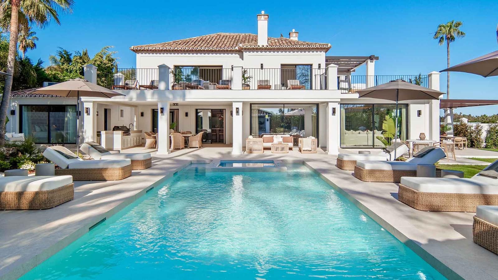 5 camera da letto Villa in vendita in Nueva Andalucia con piscina - 5.995.000 € (Rif: 9953972)