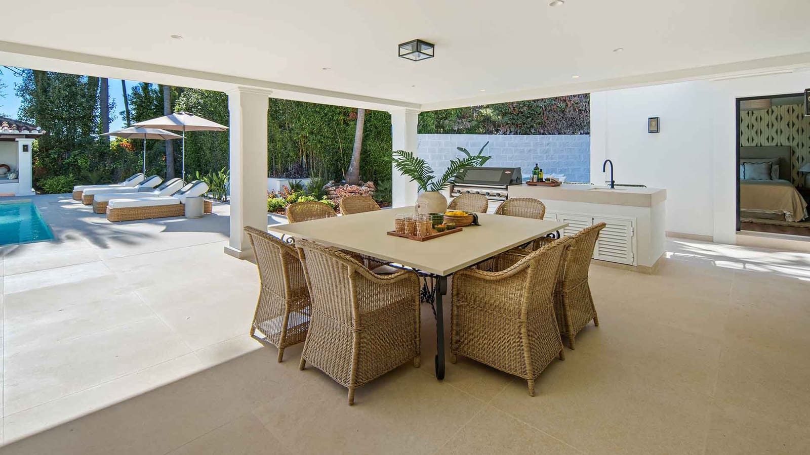 5 camera da letto Villa in vendita in Nueva Andalucia con piscina - 5.995.000 € (Rif: 9953972)