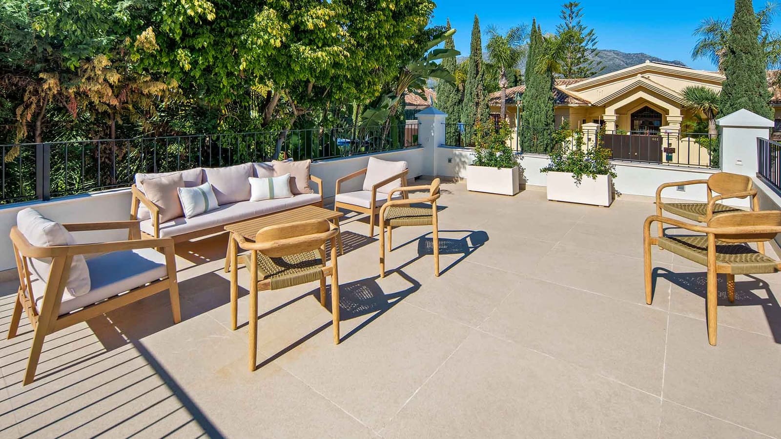 5 camera da letto Villa in vendita in Nueva Andalucia con piscina - 5.995.000 € (Rif: 9953972)