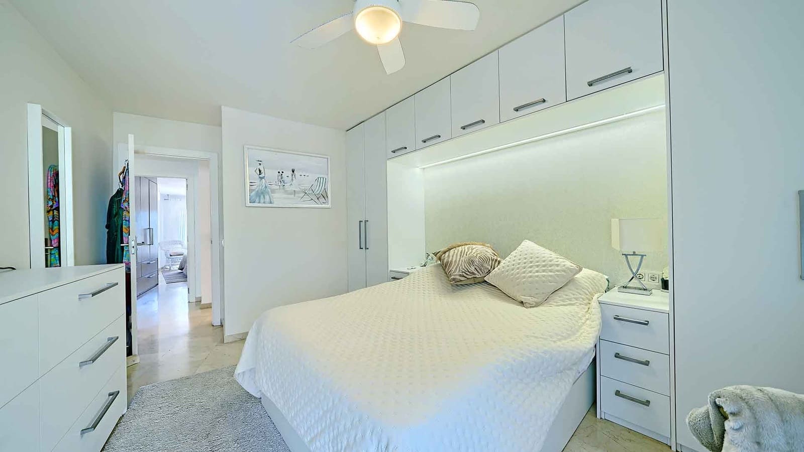 3 chambre Penthouse à vendre à Marbella avec piscine - 1 699 000 € (Ref: 9959472)