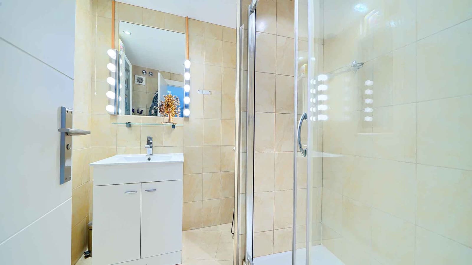 3 chambre Penthouse à vendre à Marbella avec piscine - 1 699 000 € (Ref: 9959472)