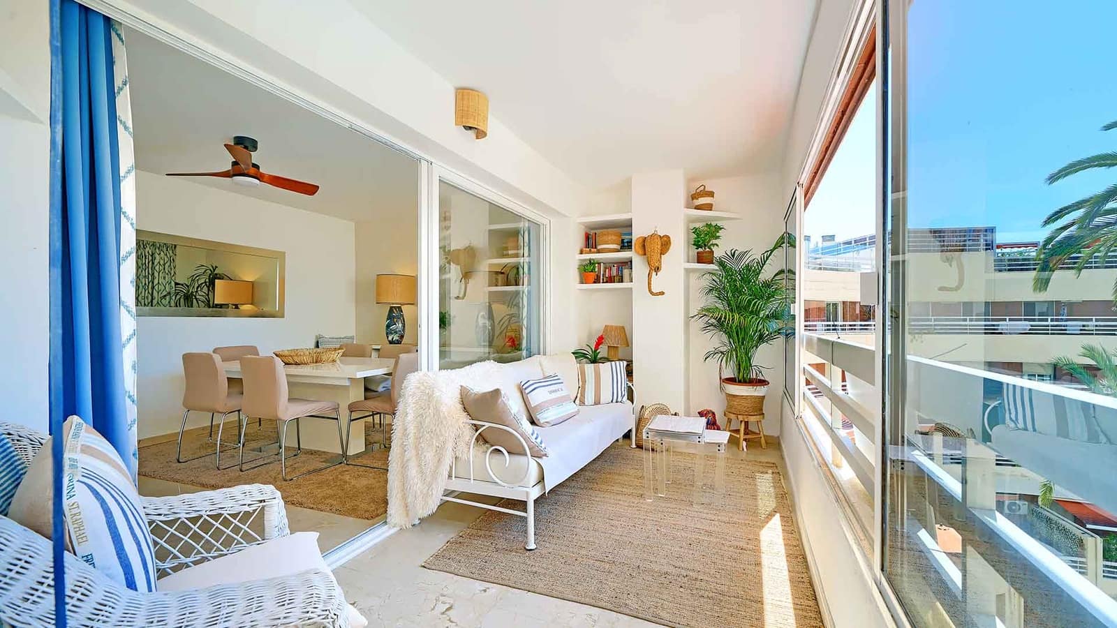 3 chambre Penthouse à vendre à Marbella avec piscine - 1 699 000 € (Ref: 9959472)