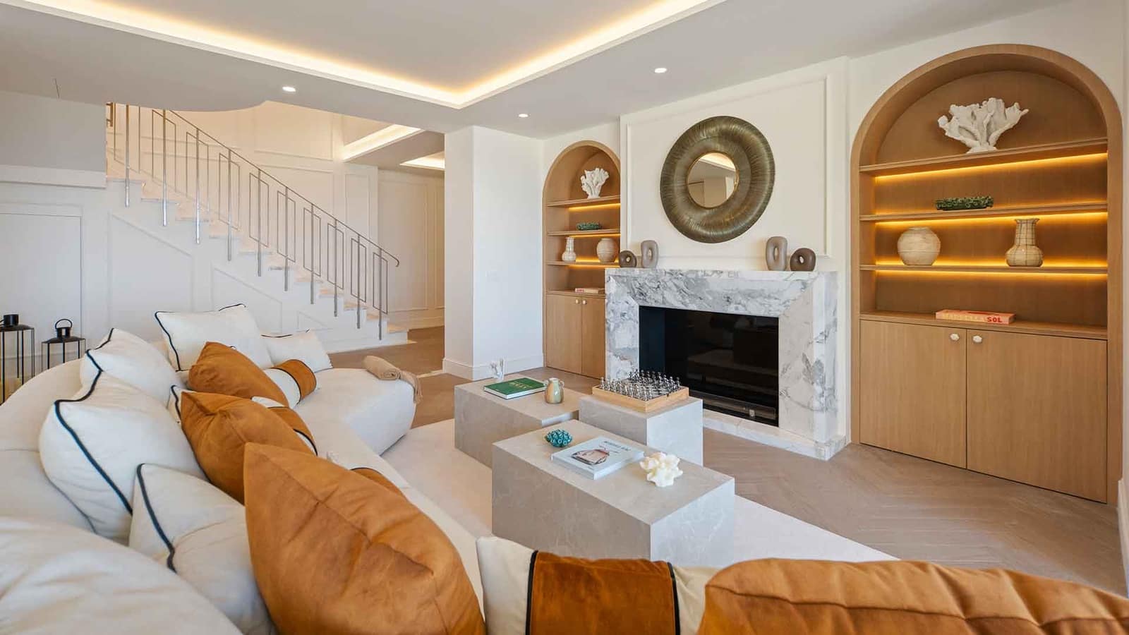 Ático de 5 habitaciones en Nueva Andalucia en venta con piscina - 6.900.000 € (Ref: 9965011)