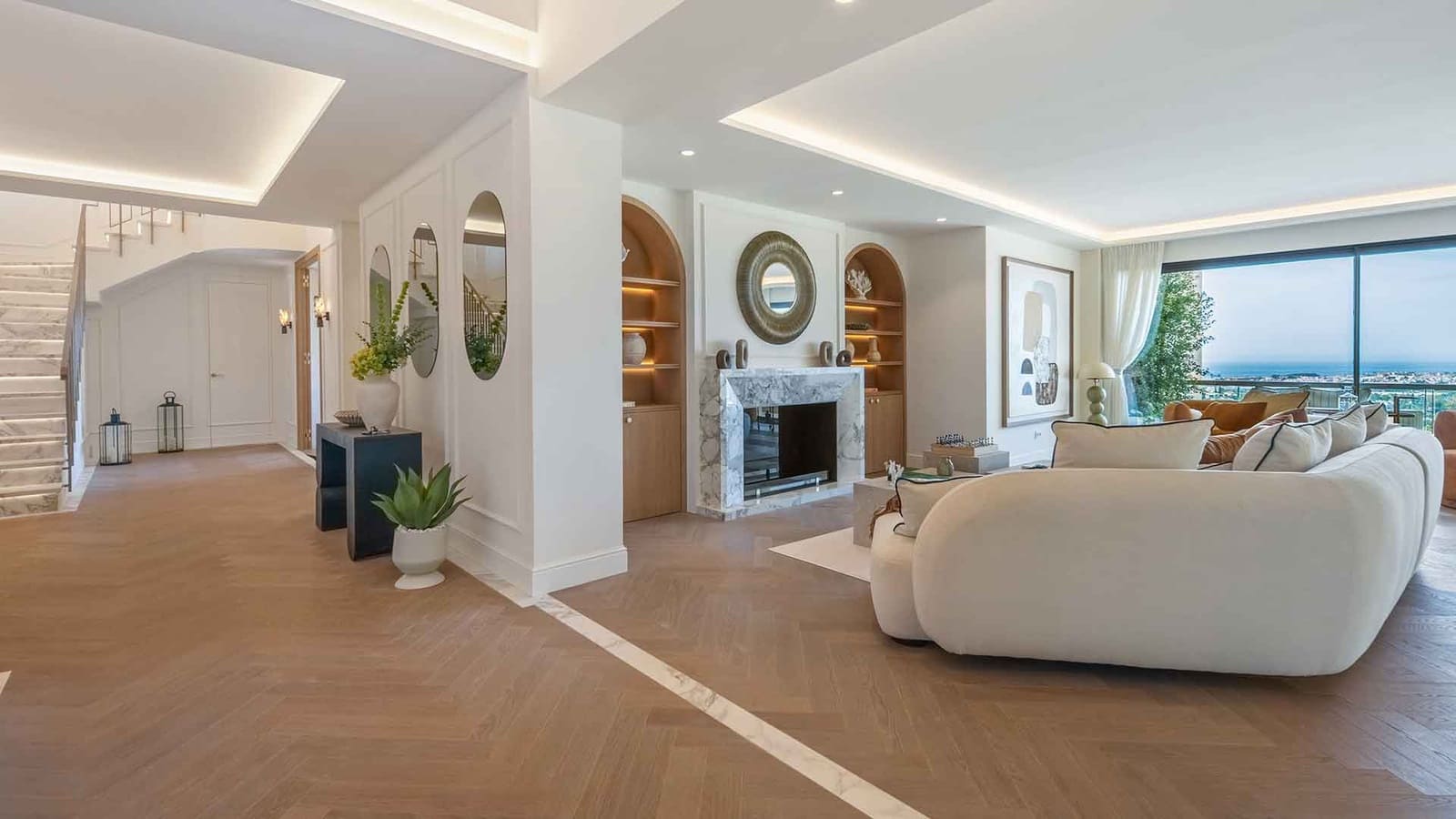 Ático de 5 habitaciones en Nueva Andalucia en venta con piscina - 6.900.000 € (Ref: 9965011)