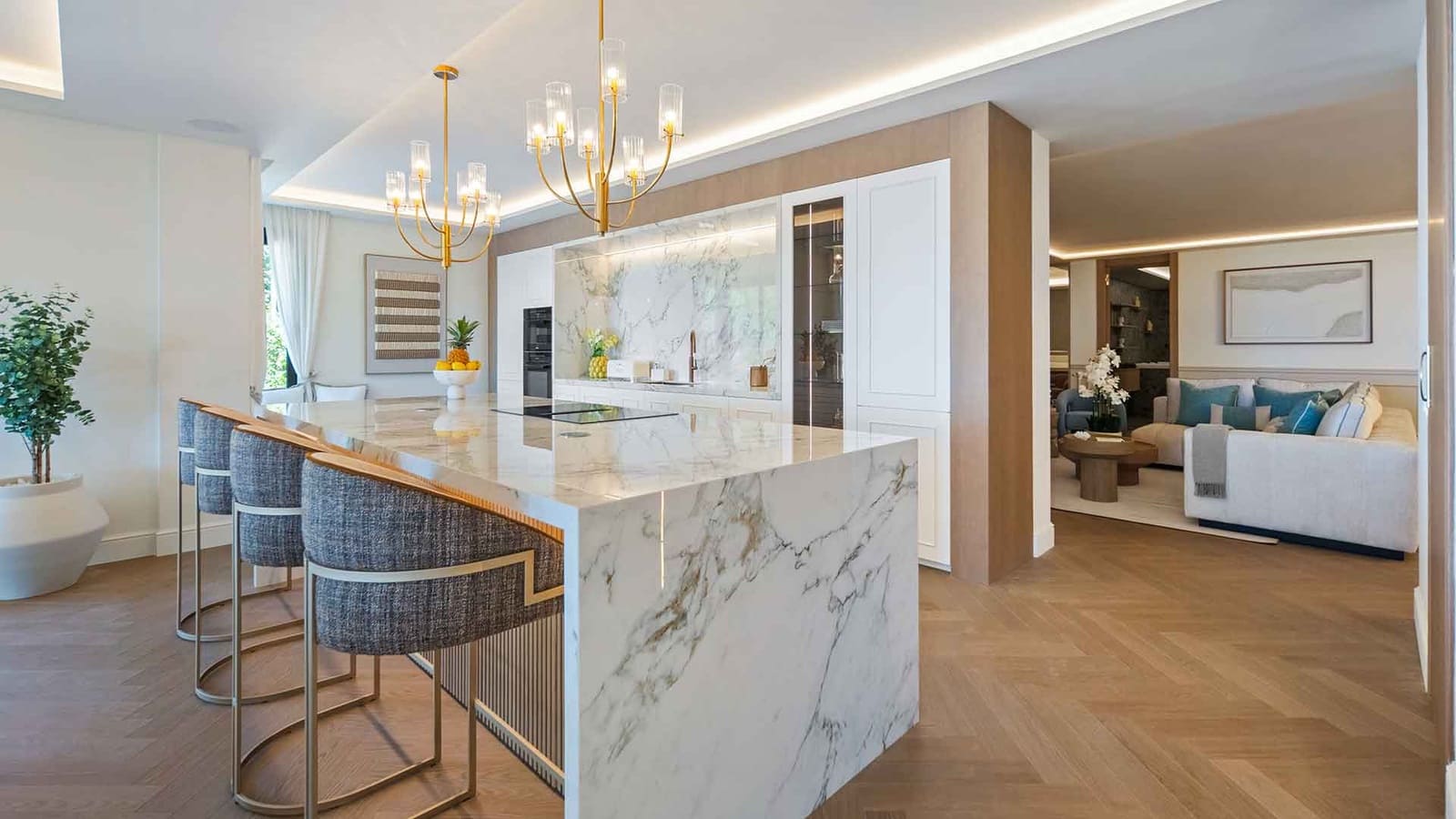 Ático de 5 habitaciones en Nueva Andalucia en venta con piscina - 6.900.000 € (Ref: 9965011)