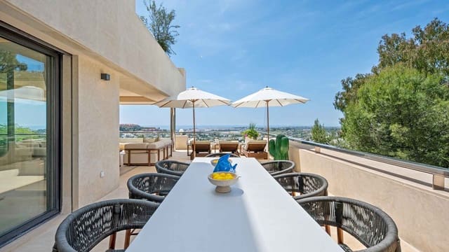 5 soverom Penthouse til salgs i Nueva Andalucía Centro, Marbella med svømmebasseng - € 6 900 000 (Ref: 9965011)