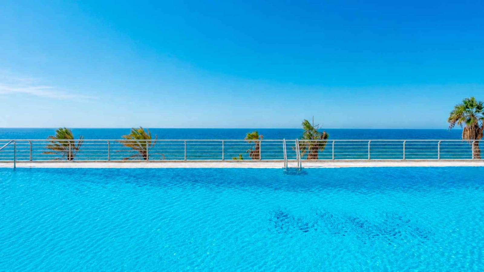 2 bedroom Apartment for sale in Golden Mile with pool - € 1,260,000 (Ref: 9966376)