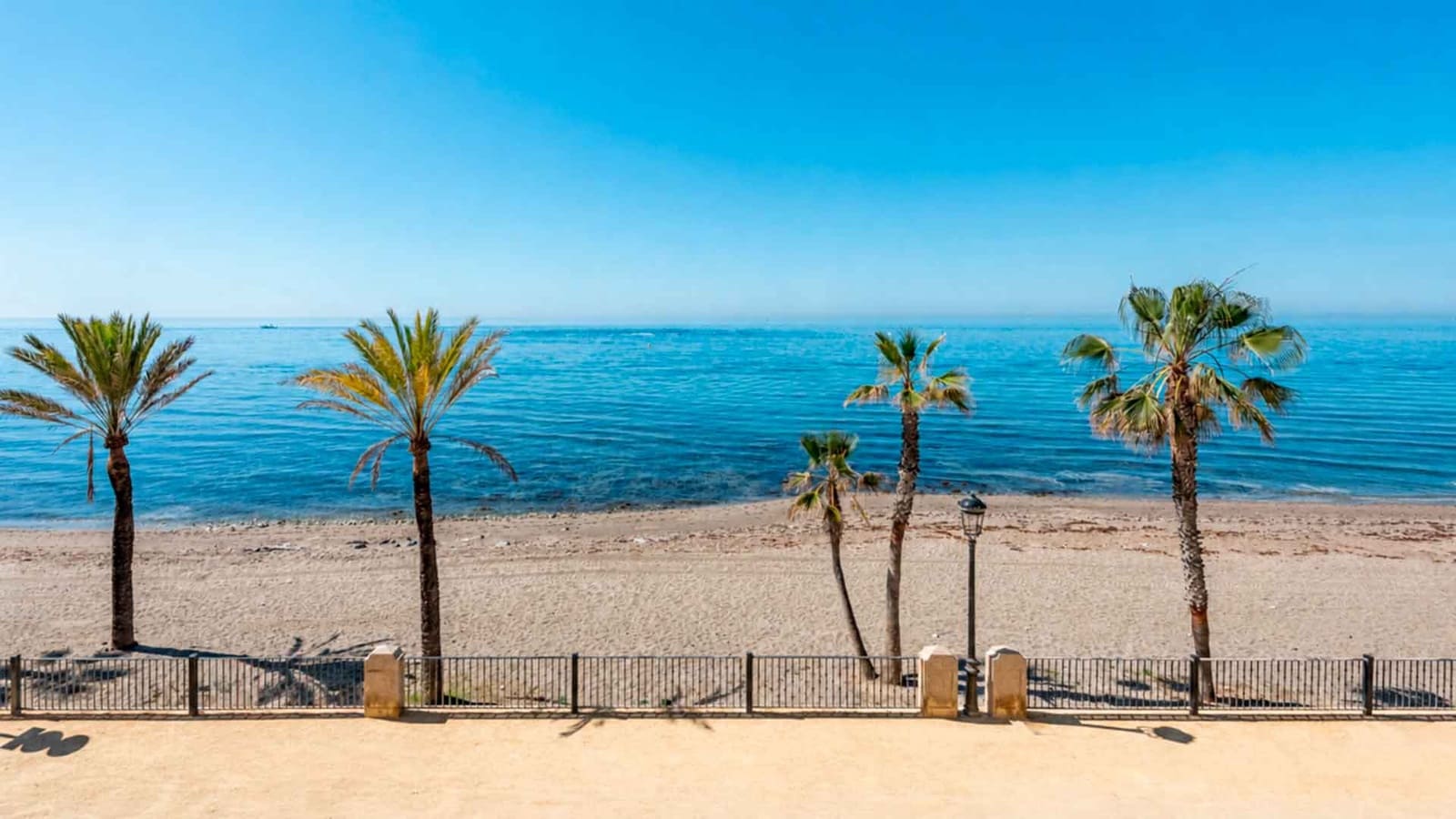 2 bedroom Apartment for sale in Golden Mile with pool - € 1,260,000 (Ref: 9966376)