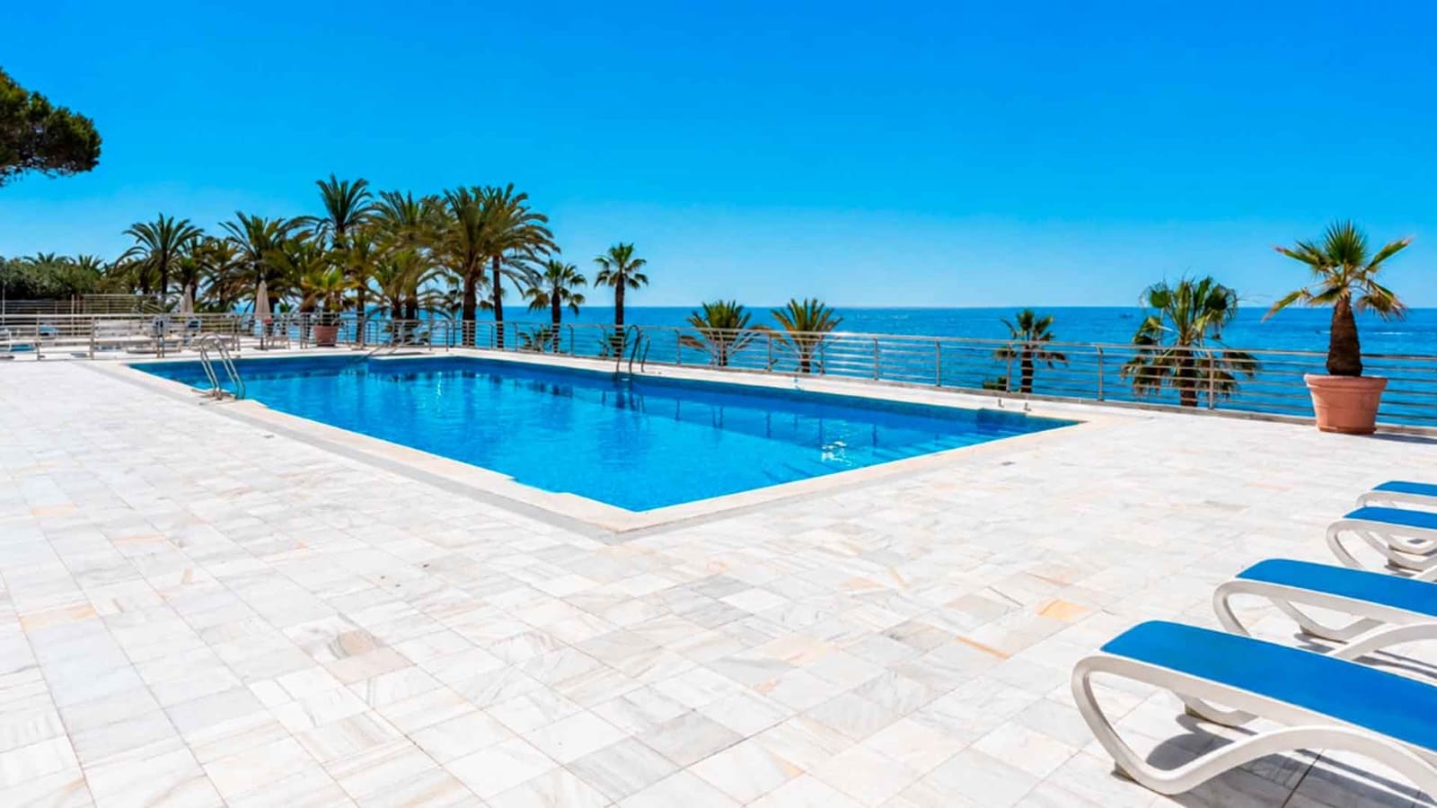 2 bedroom Apartment for sale in Golden Mile with pool - € 1,260,000 (Ref: 9966376)