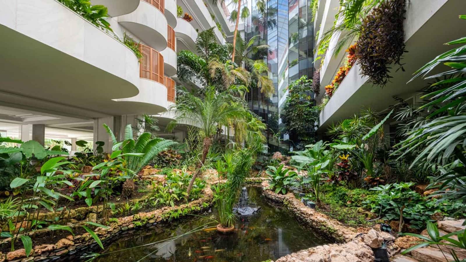 2 bedroom Apartment for sale in Golden Mile with pool - € 1,260,000 (Ref: 9966376)