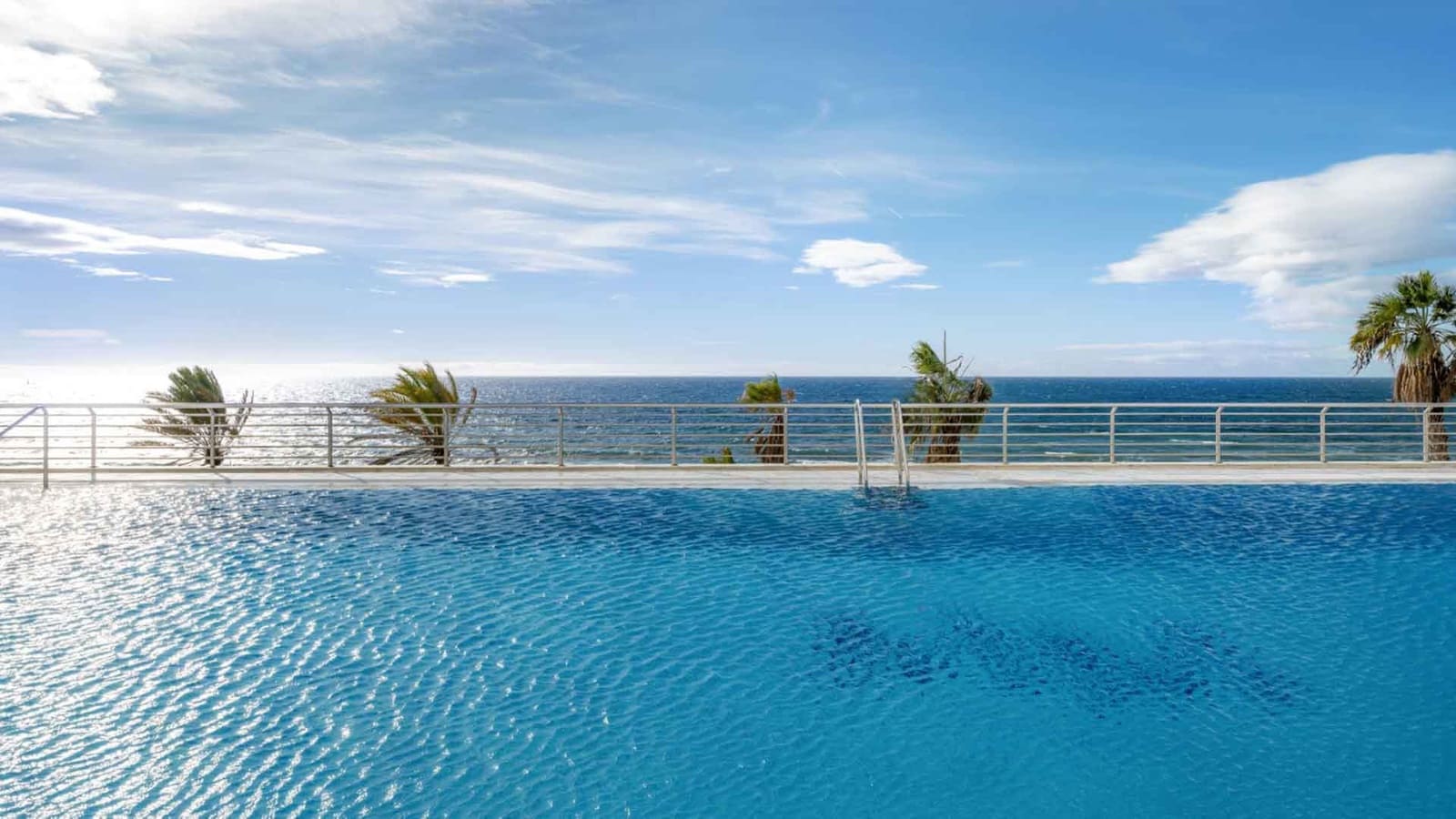 2 bedroom Apartment for sale in Golden Mile with pool - € 1,210,000 (Ref: 9966377)
