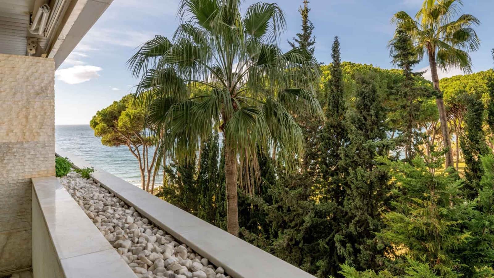 2 bedroom Apartment for sale in Golden Mile with pool - € 1,210,000 (Ref: 9966377)