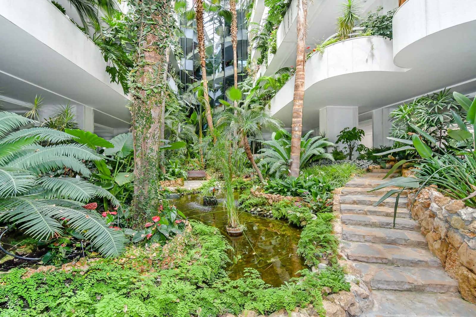 2 bedroom Apartment for sale in Golden Mile with pool - € 1,210,000 (Ref: 9966377)