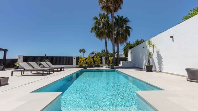 6 camera da letto Villa in vendita in Centro, Estepona con piscina - 2.390.000 € (Rif: 9966378)