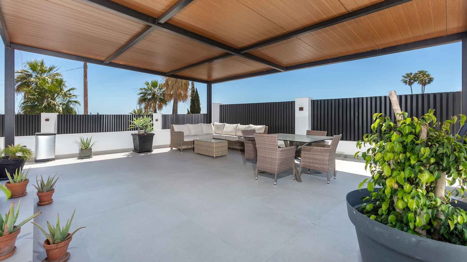 6 camera da letto Villa in vendita in Estepona con piscina - 2.390.000 € (Rif: 9966378)