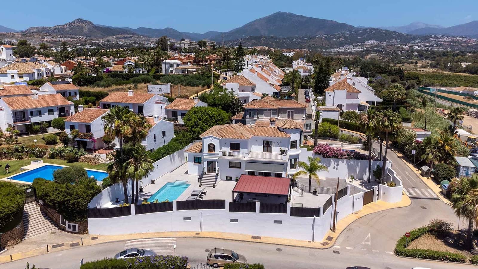 6 camera da letto Villa in vendita in Estepona con piscina - 2.390.000 € (Rif: 9966378)