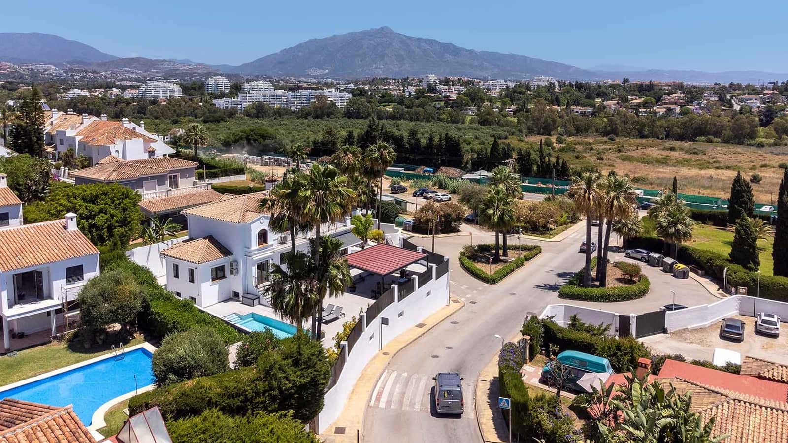 6 camera da letto Villa in vendita in Estepona con piscina - 2.390.000 € (Rif: 9966378)