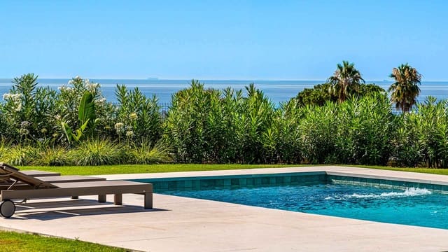 5 soverom Villa til salgs i Elviria, Marbella med svømmebasseng - € 3 895 000 (Ref: 9977032)